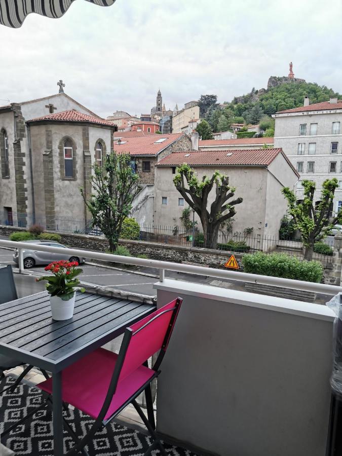 Velay Cocon Appartement 4 Chambres Avec Vue Sur Les Monuments Le Puy-en-Velay المظهر الخارجي الصورة